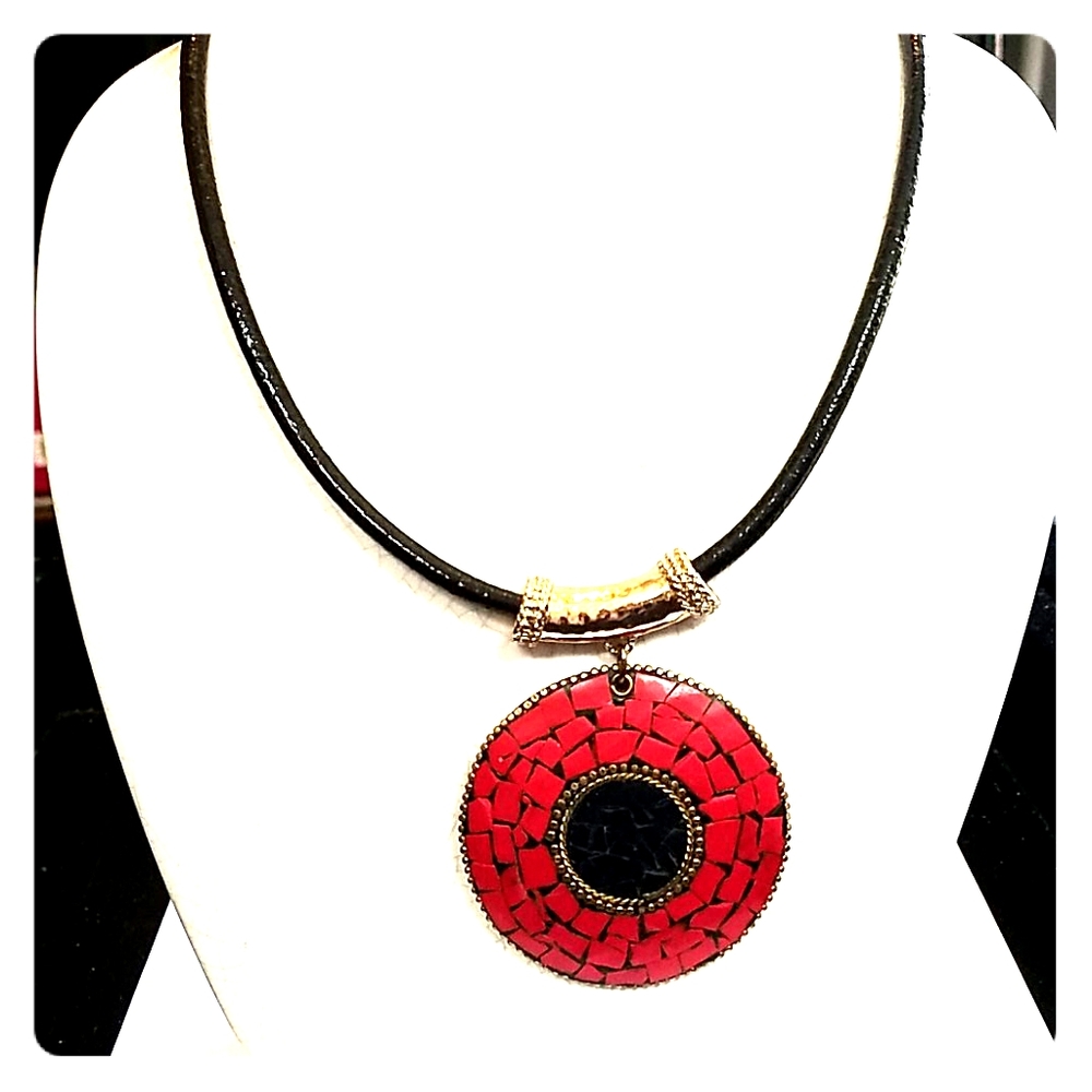Red & Black Drop Necklace w Leather Strap